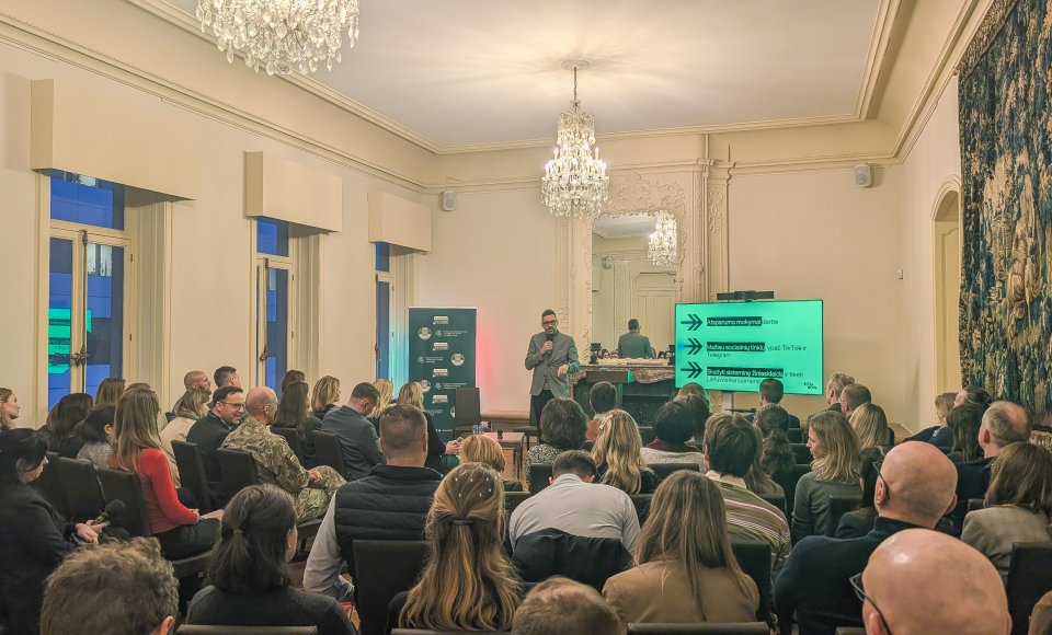 Minint Laisvės gynėjų dieną, lietuviai Briuselyje diskutavo, ar tikrai esame atsparūs Kremliaus naratyvams